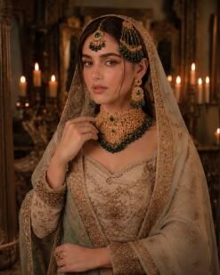 Alternative view of Emerald Majesty – Premium Jewelry Set