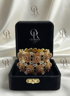 Ethnic Antique Gold-Toned Sunflower Pattern Bangles